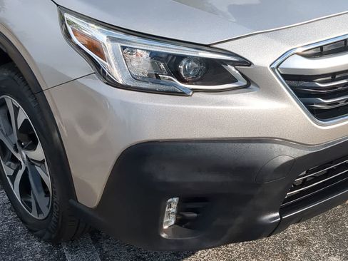 Used 2020 Subaru Outback Limited image 11