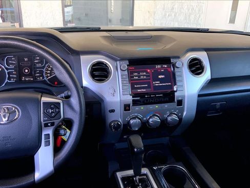 Used 2020 Toyota Tundra SR5 w/ SR5 Upgrade Package image 7