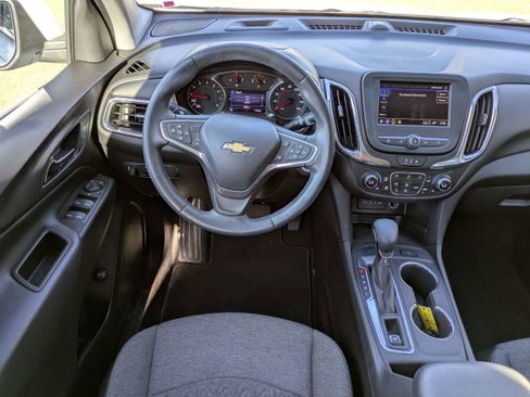 Certified 2023 Chevrolet Equinox LT FWD image 17