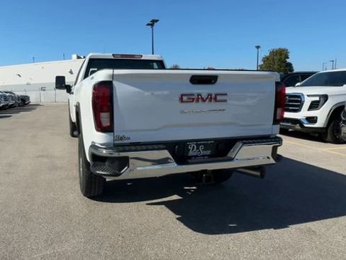 New 2026 GMC Sierra 3500 Pro image 7