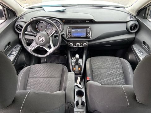 Used 2022 Nissan Kicks S image 44