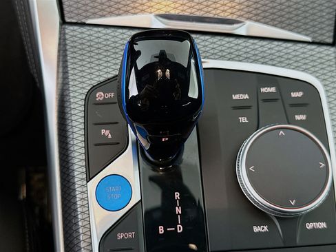 Used 2023 BMW i4 eDrive40 w/ M Sport Package image 25