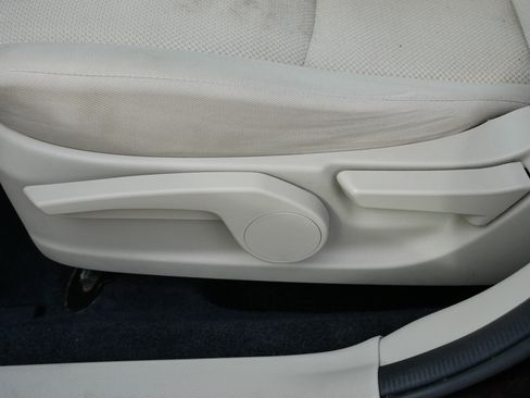 Used 2012 Subaru Impreza 2.0i Premium w/ All-Weather Pkg image 20