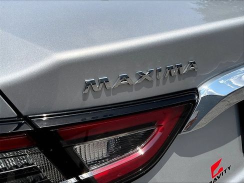 Used 2023 Nissan Maxima SV w/ Floor Mat Group FWD image 20