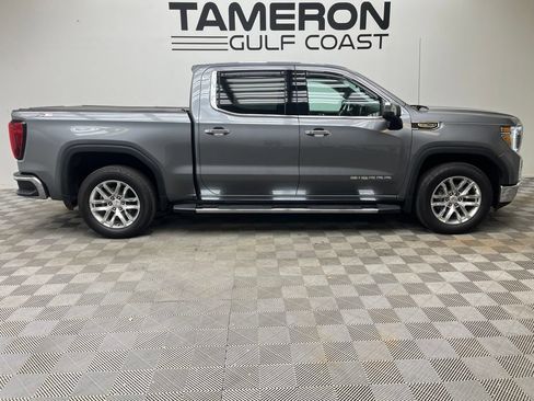 Used 2022 GMC Sierra 1500 SLT w/ SLT Premium Plus Package AWD/4WD image 14