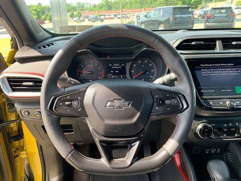 Certified 2023 Chevrolet TrailBlazer RS w/ Convenience Package AWD/4WD image 11