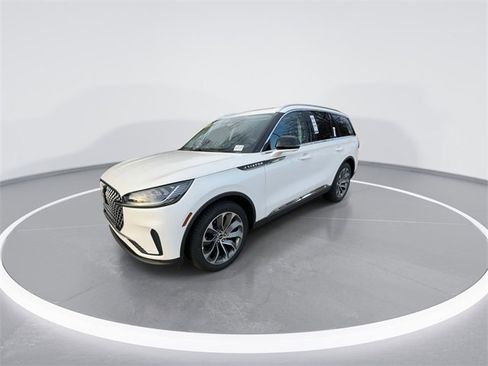 New 2026 Lincoln Aviator Reserve image 4