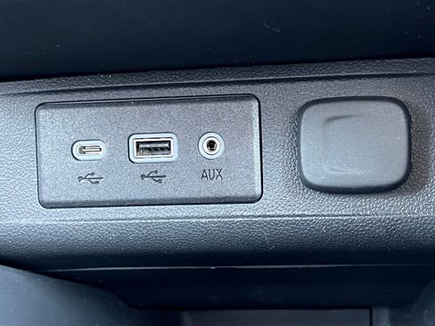 Certified 2023 Buick Encore GX Select image 27