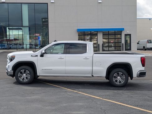 New 2026 GMC Sierra 1500 SLE w/ Preferred Package AWD/4WD image 8