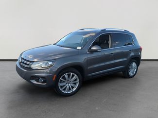 Used 2016 Volkswagen Tiguan SE image 1