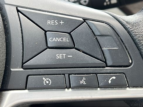Used 2025 Nissan Altima 2.5 SV AWD/4WD image 20