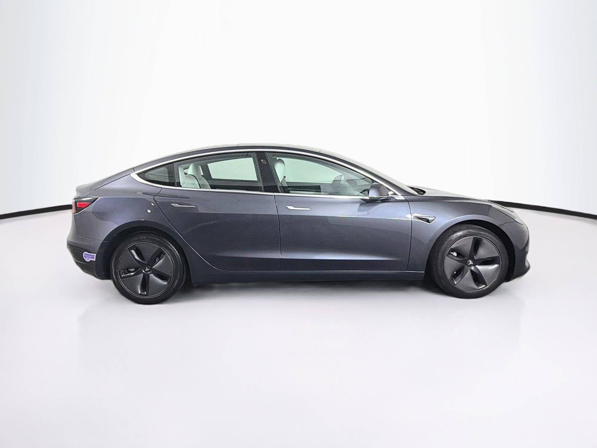 Used 2018 Tesla Model 3 Mid Range RWD image 10