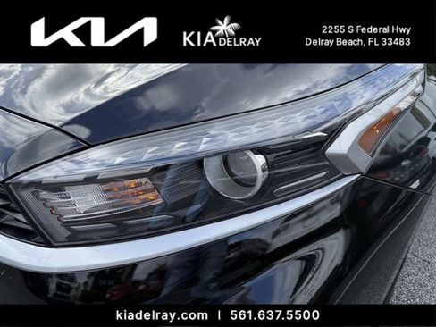 Used 2023 Kia Forte LXS image 6