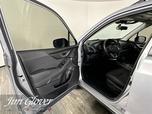Used 2022 Subaru Forester Premium image 19