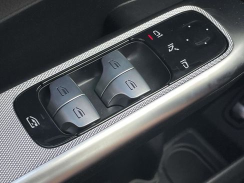 New 2026 Mercedes-Benz GLC 300 4MATIC image 32