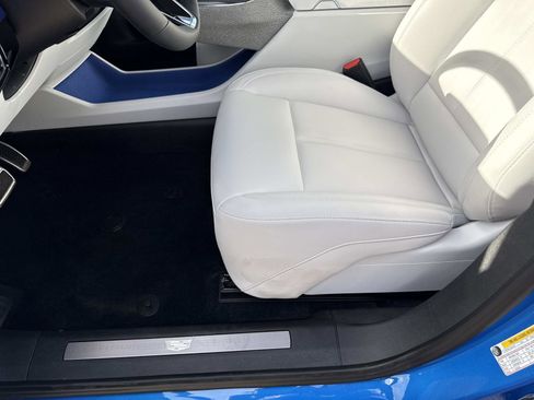 New 2026 Cadillac Optiq Luxury 1 image 21