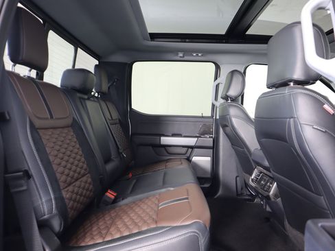 Used 2025 Ford F250 Lariat w/ Lariat Ultimate Package image 16