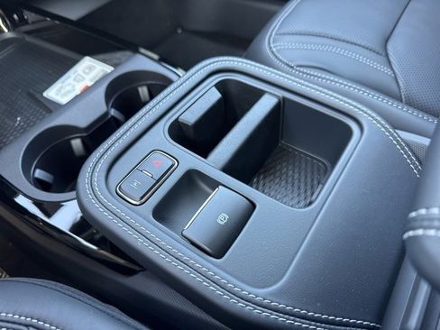 New 2025 Ford Mustang Mach-E Premium image 15