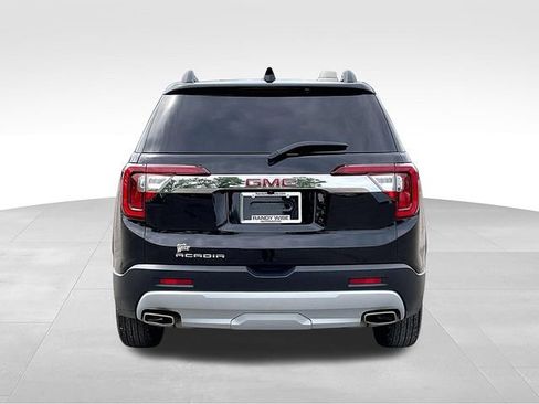 Certified 2023 GMC Acadia SLE w/ Driver Convenience Package FWD image 4