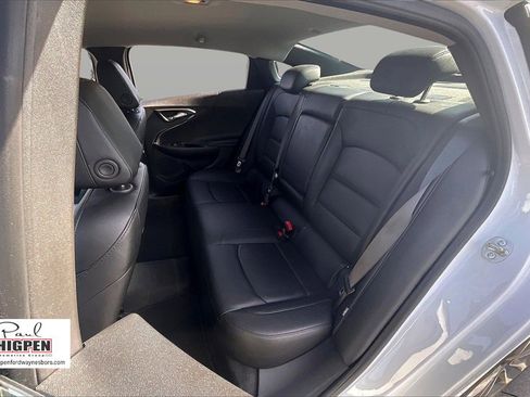 Used 2024 Chevrolet Malibu LT image 25