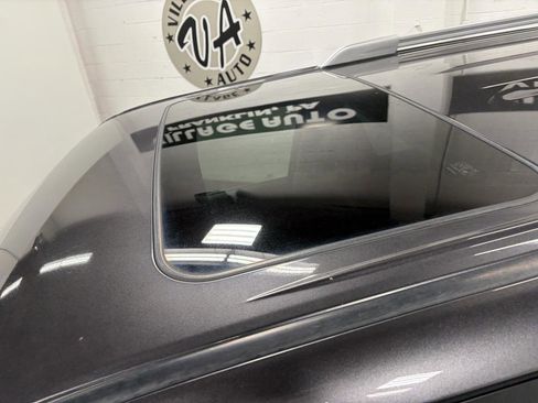 Used 2017 Toyota 4Runner Limited image 11