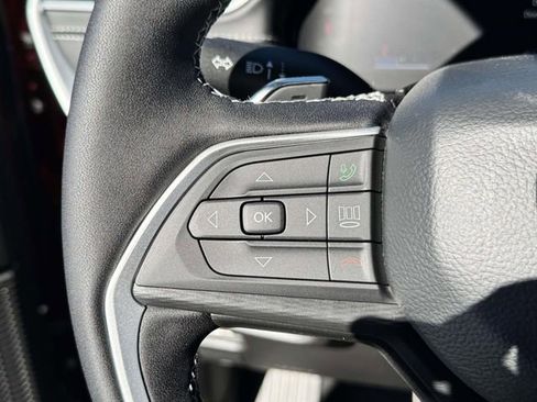 New 2025 Jeep Grand Cherokee L Laredo AWD/4WD image 10