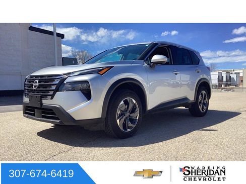 Used 2025 Nissan Rogue SV AWD/4WD image 30