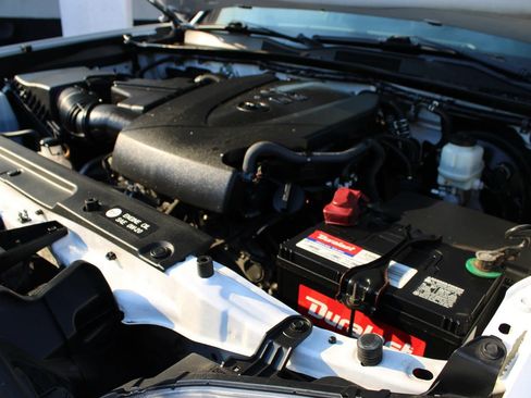 Used 2019 Toyota Tacoma TRD Off-Road RWD image 31