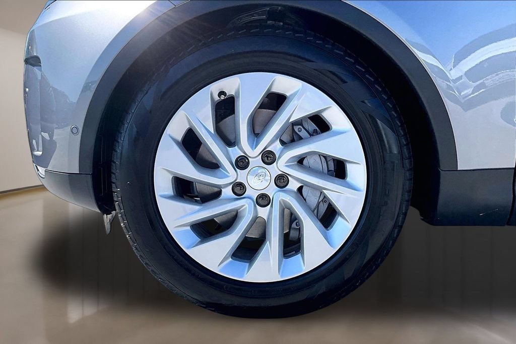 New 2026 Land Rover Discovery S AWD/4WD image 14