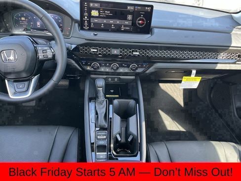 Used 2025 Honda Accord Touring image 29