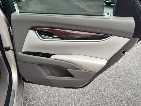 Used 2014 Cadillac XTS Platinum AWD/4WD image 22