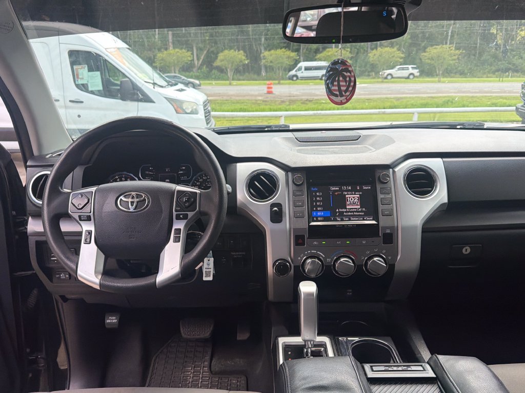 Used 2019 Toyota Tundra SR5 w/ Convenience Package AWD/4WD image 6