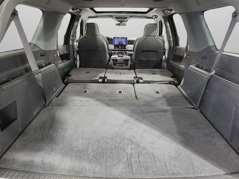 Used 2019 Lincoln Navigator L Reserve AWD/4WD image 34