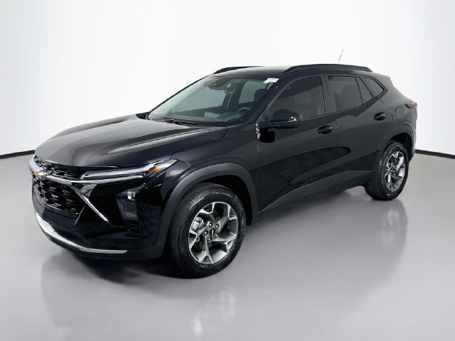 Used 2026 Chevrolet Trax LT w/ LT Convenience Package FWD image 4