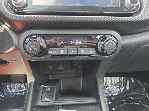 Used 2021 Nissan Kicks SV FWD image 26