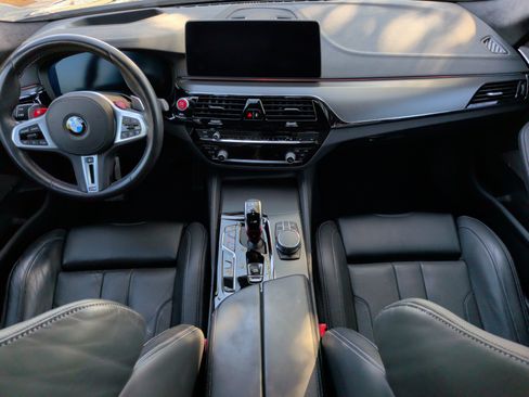 Used 2023 BMW M5 w/ Executive Package image 32