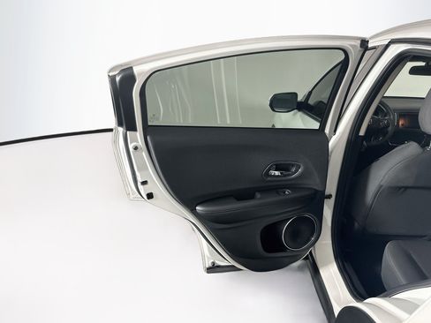 Used 2020 Honda HR-V EX image 25
