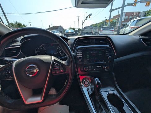 Used 2020 Nissan Maxima 3.5 SL w/ Floor Mat Group FWD image 21