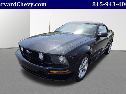 Used 2006 Ford Mustang GT RWD image 3