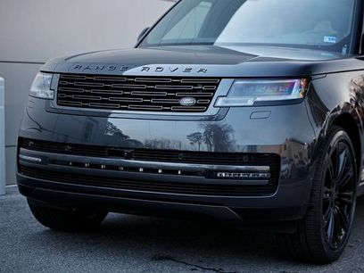 New 2026 Land Rover Range Rover Long Wheelbase SE