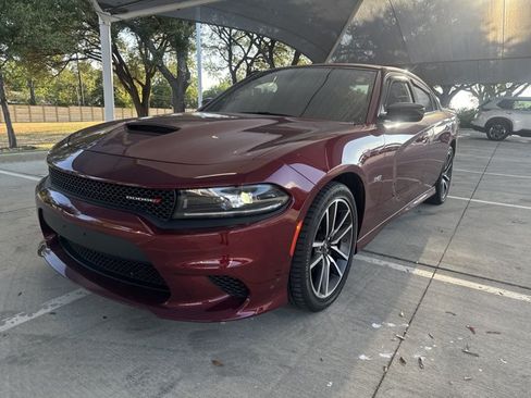 Used 2023 Dodge Charger R/T w/ Navigation & Travel Group RWD image 2