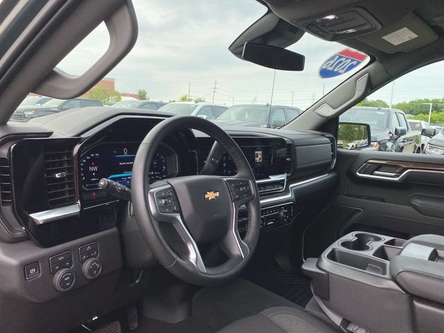 Used 2026 Chevrolet Silverado 1500 LT AWD/4WD image 10