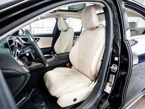 Used 2025 Mercedes-Benz E 350 E 350 w/ Winter Package image 38