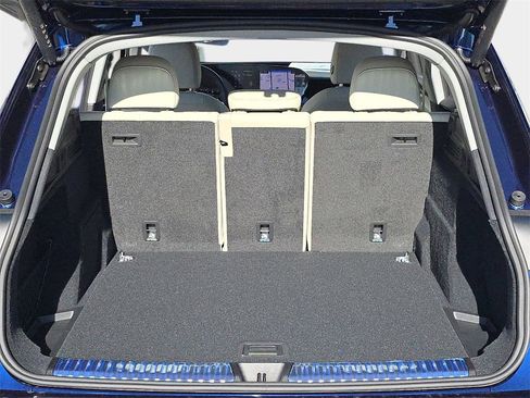 New 2025 Audi Q5 2.0T Premium Plus image 12