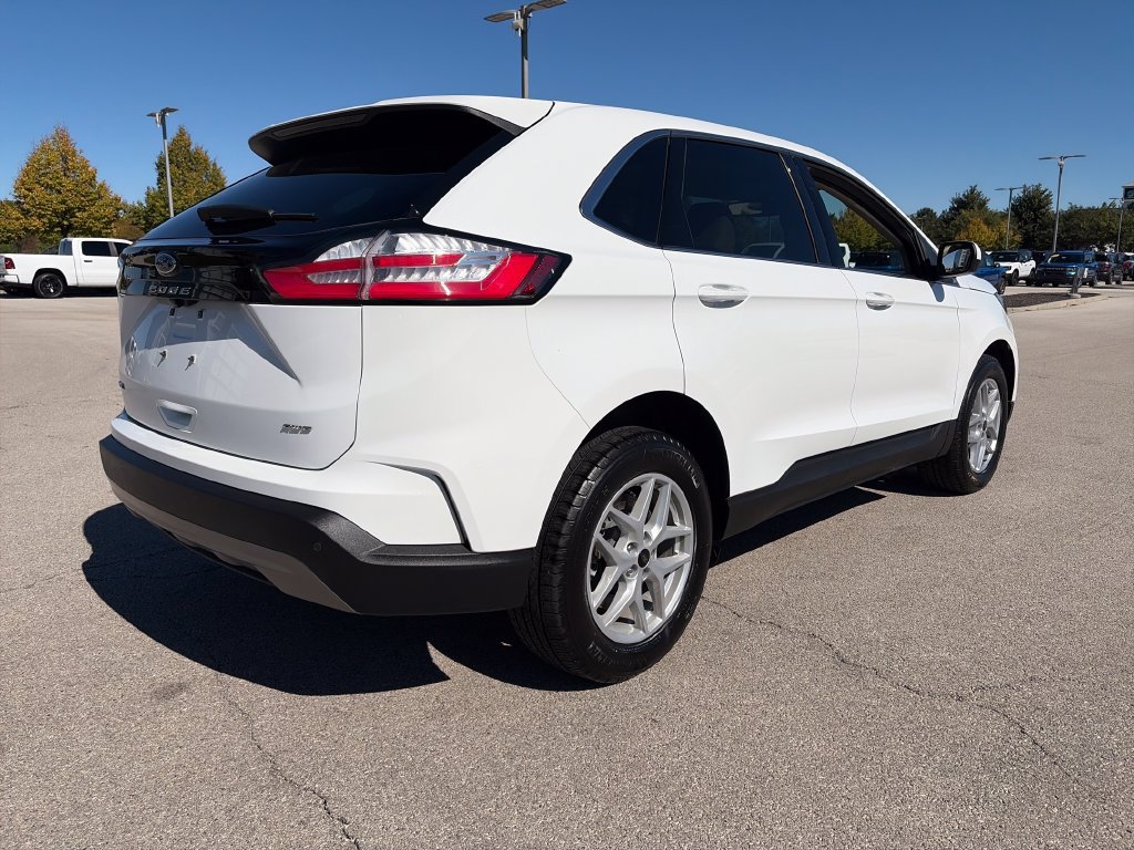 Used 2024 Ford Edge SEL w/ Convenience Package AWD/4WD image 7