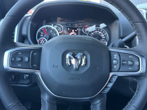 New 2026 RAM 2500 Big Horn AWD/4WD image 22