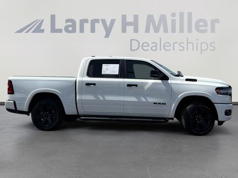 Used 2026 RAM 1500 Big Horn AWD/4WD image 7