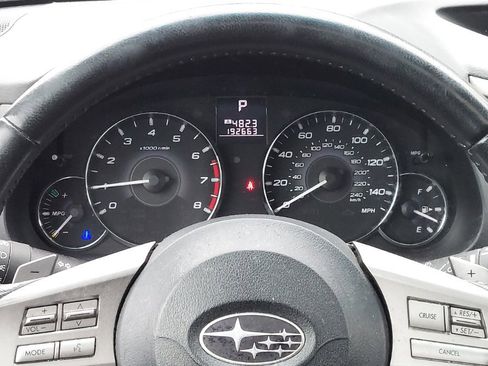 Used 2011 Subaru Outback 2.5i Limited w/ PWR Moonroof Pkg AWD/4WD image 15