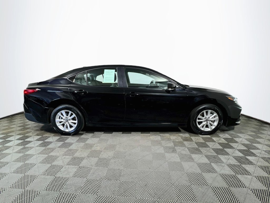 Used 2025 Toyota Camry LE w/ Convenience Package AWD/4WD image 8