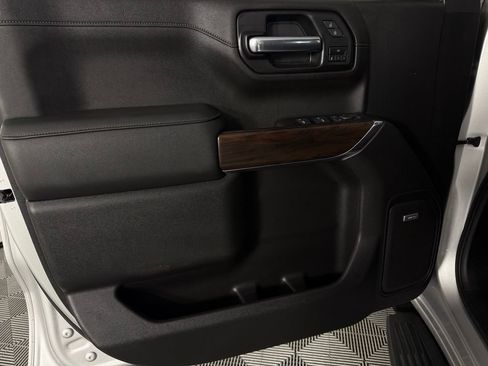 Used 2022 GMC Sierra 1500 SLT AWD/4WD image 26